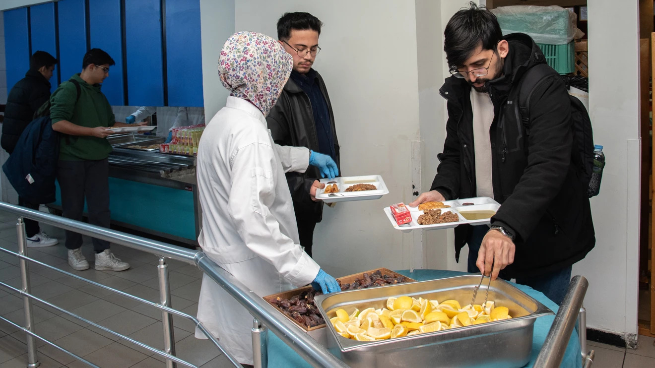Selçuk Üniversitesi yemekhaneleri ramazan boyunca öğrencilerin hizmetinde